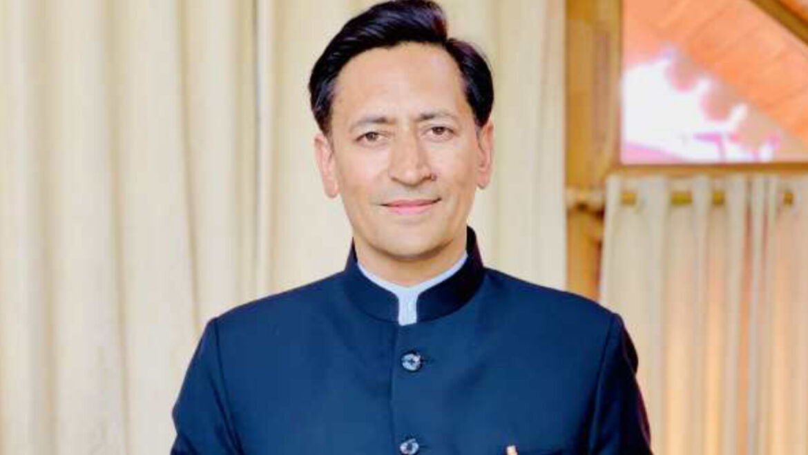 कुमाऊं मंडल आयुक्त दीपक रावत ने मंडल स्तरीय अधिकारियों की ली बैठक।दिये दिशा निर्देश।👉