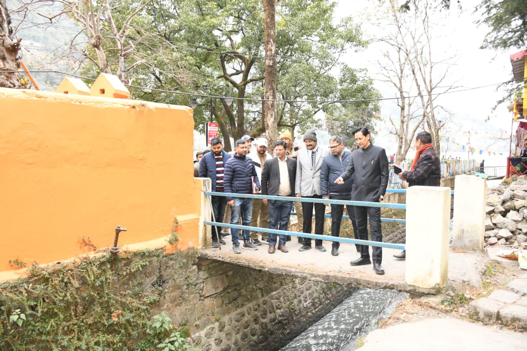 ✍️कुमाऊं आयुक्त दीपक रावत ने किया नालों का निरीक्षण👉