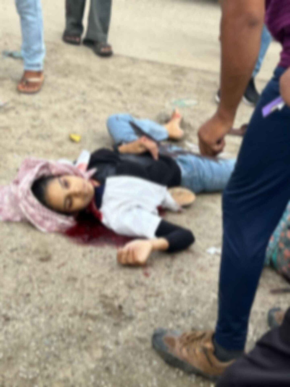 ✍️हरिद्वार में प्रेम का खौफनाक अंत, सनकी प्रेमी ने सरेराह काटा गला👉