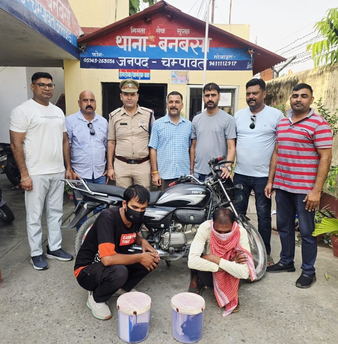 ✍️बनबसा पुलिस व एसओजी टीम की नशे के  खिलाफ बड़ी कार्रवाई : 1200 नशे के कैप्सूल के साथ दो तस्कर गिरफ्तार👉