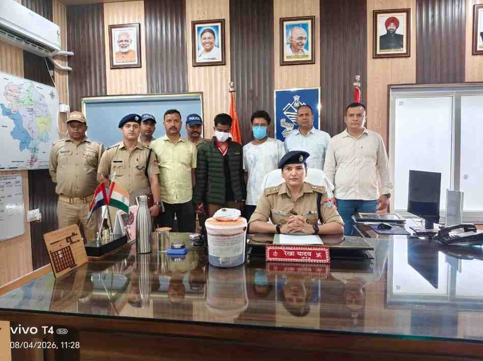 ✍️1.490 किलो चरस के साथ दो युवक गिरफ्तार, बाइक सीज👉