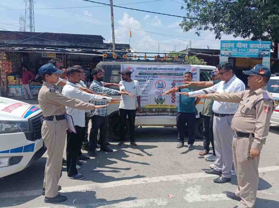 ✍️सिंगल यूज प्लास्टिक के खिलाफ परिवहन विभाग ने चलाया जागरूकता अभियान👉